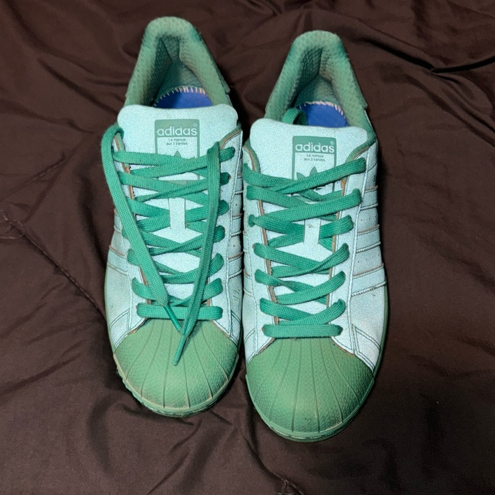 Men’s Adidas shoes size 9